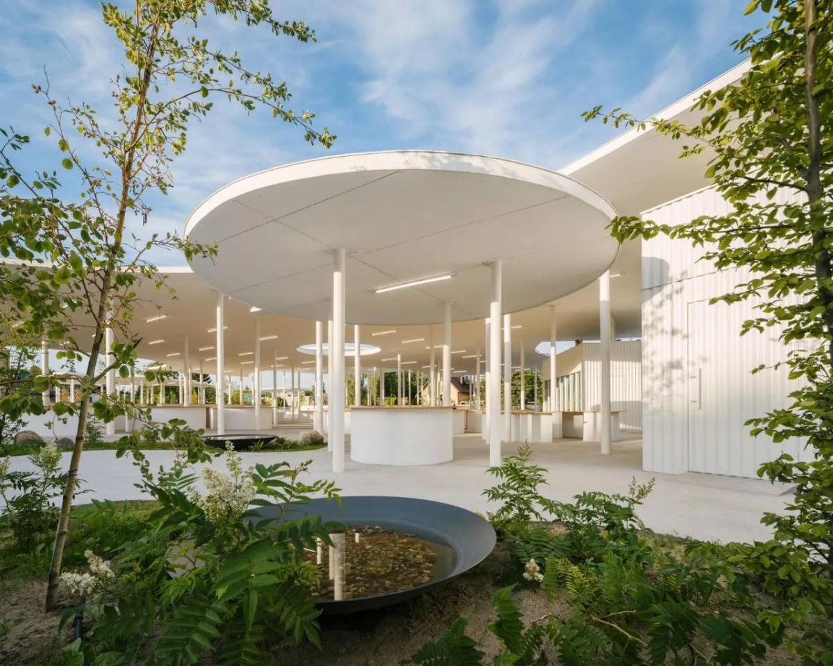 BIM建筑|“阴影建筑”，布沃涅市场 / Aleksandra Wasilkowska Architectural Studio