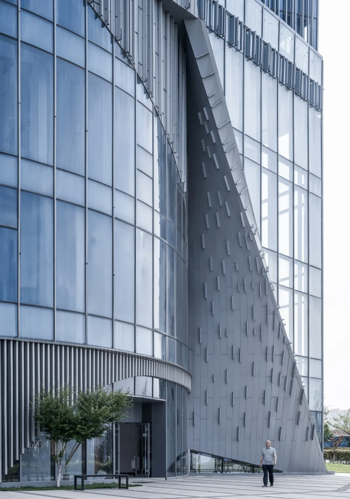 BIM建筑|OMC时尚发布中心 / 时境建筑