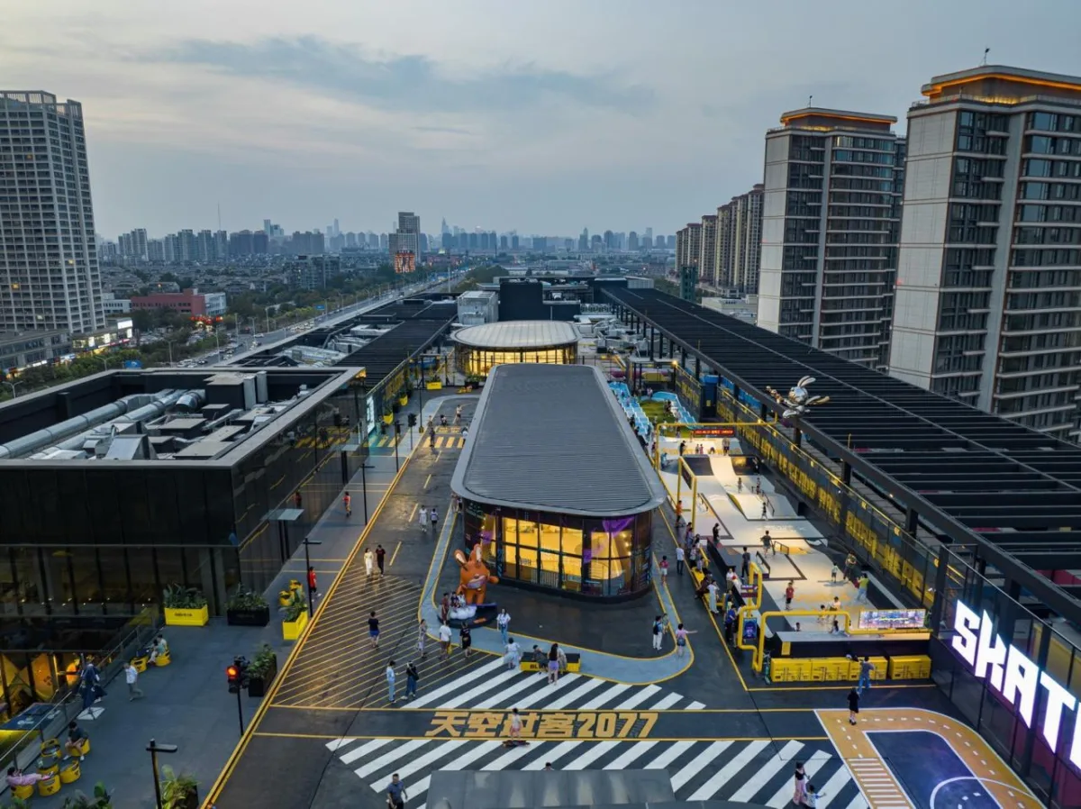 BIM建筑|天空过客——天津中海环宇城天台滑板公园 / DAGA大观建筑