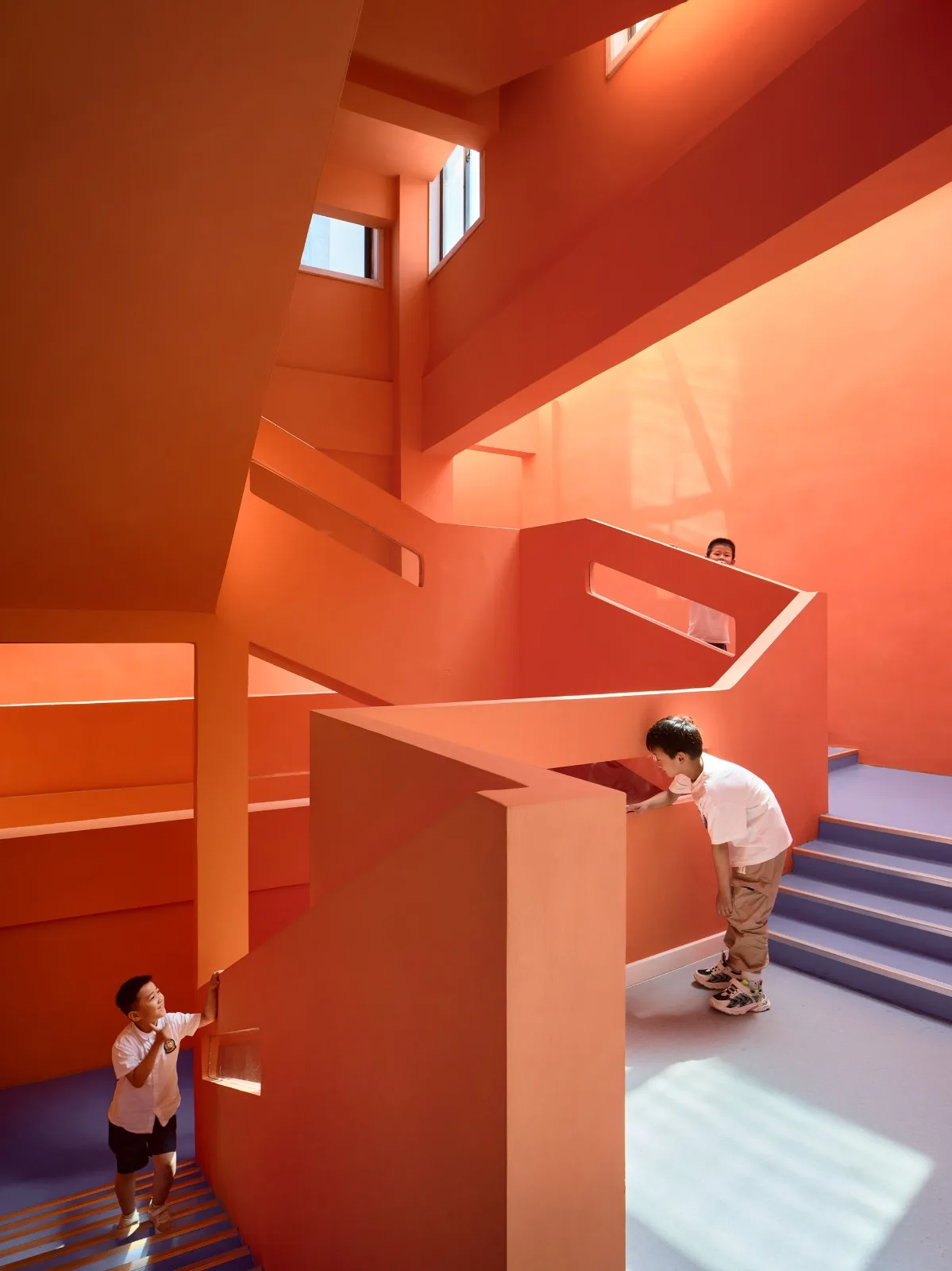 BIM建筑|县城里的新学校：送你一匹小马 / 上海立木建筑规划
