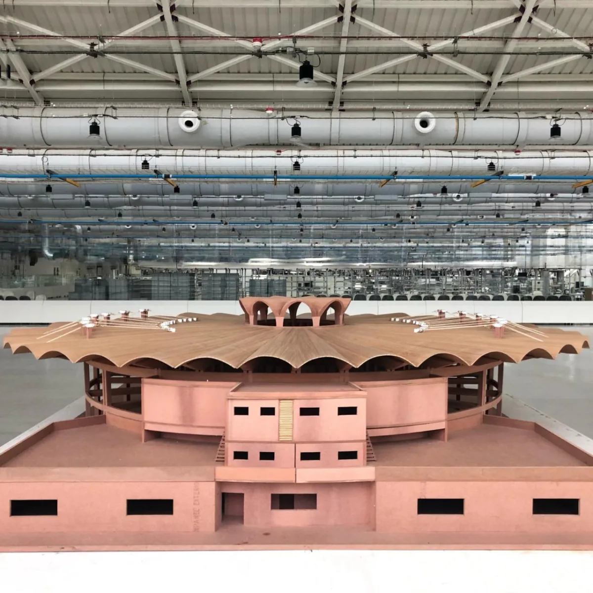 BIM建筑|秩序城堡，Sanand 工厂 / Studio Saar