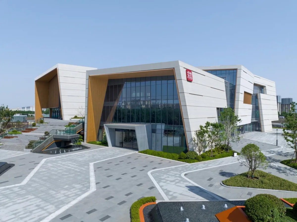 BIM建筑|山之谷：郑州·深业健康城 / 柏涛建筑