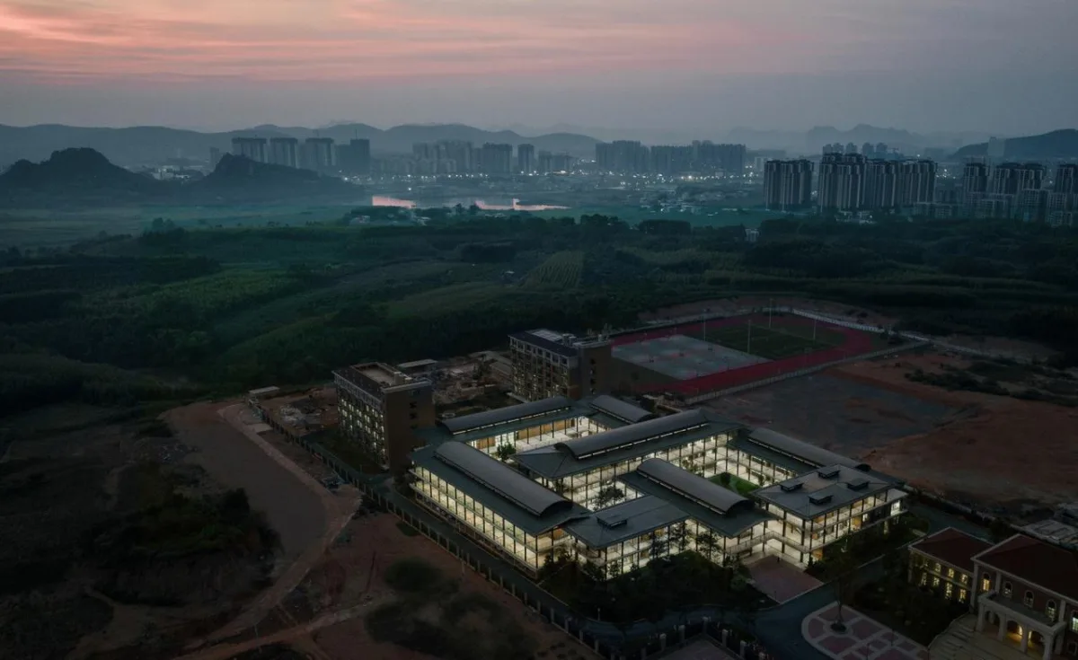 BIM建筑|乐知学校 / 大料建筑