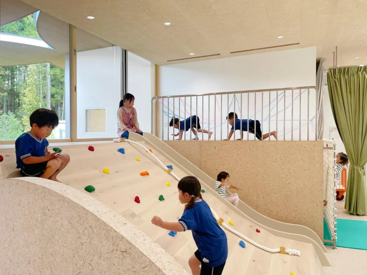 BIM建筑|儿童的森林托儿所 / 山下贵成建筑设计