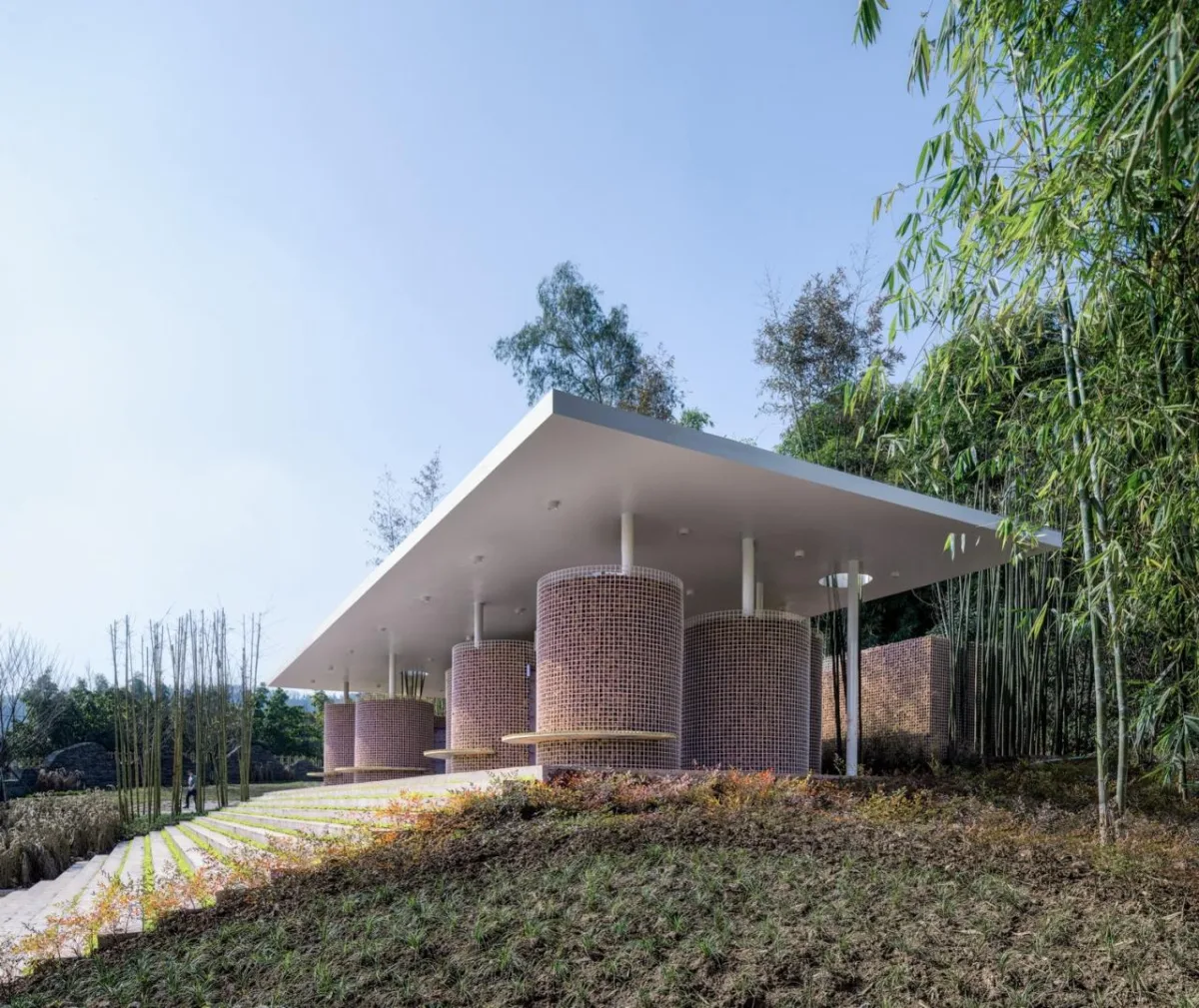 BIM建筑|竹影摇曳的无性别公共卫生间：安石卷厕 / 在行建筑