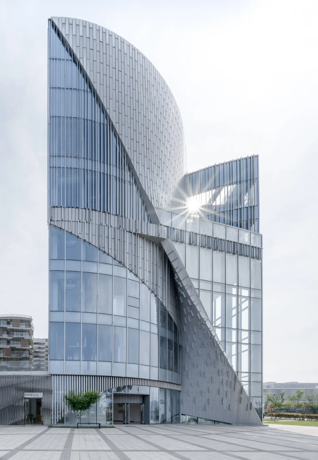 BIM建筑|OMC时尚发布中心 / 时境建筑