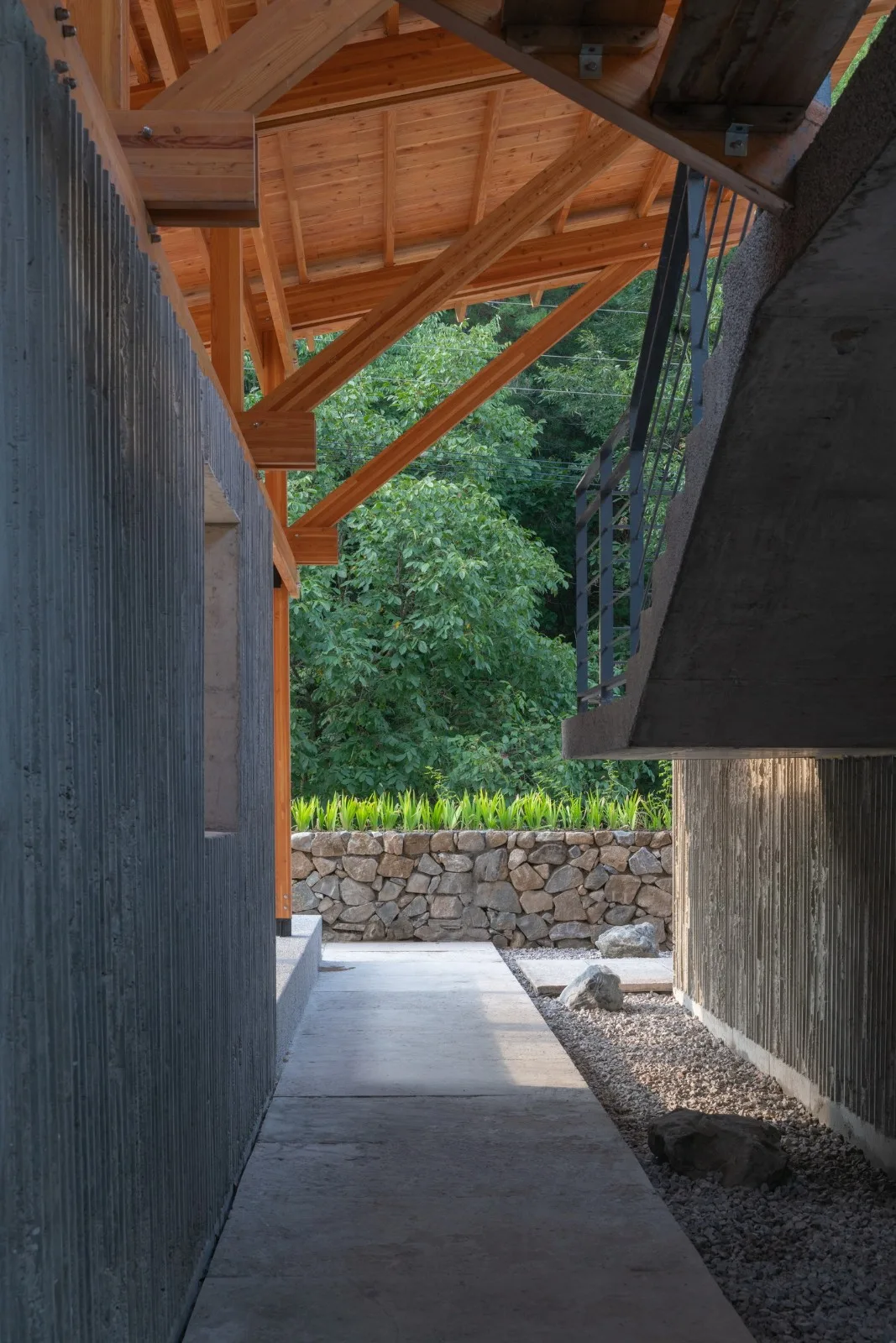 BIM建筑|留坝瓦窑沟多功能服务中心 / 尌林建筑设计事务所