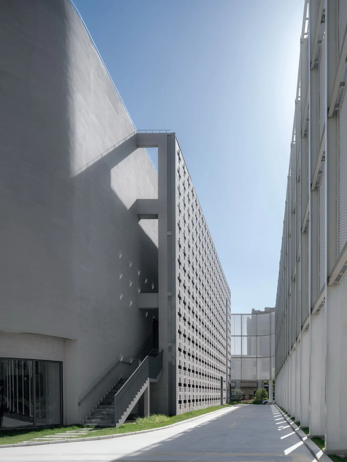 BIM建筑|奉贤齐贤耶稣堂 / Wutopia Lab