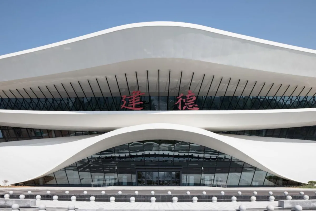 BIM建筑|杭州亚运配套设施：千岛湖通用机场航站楼 / 境澜建筑