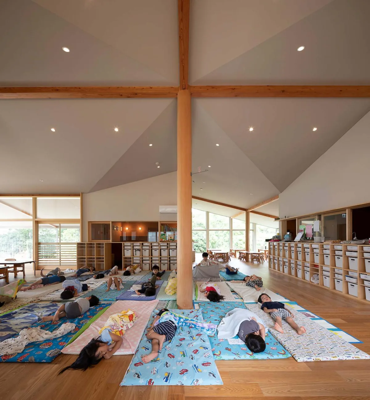 BIM建筑|大风车，鹿岛田托儿所 / TERRAIN architects