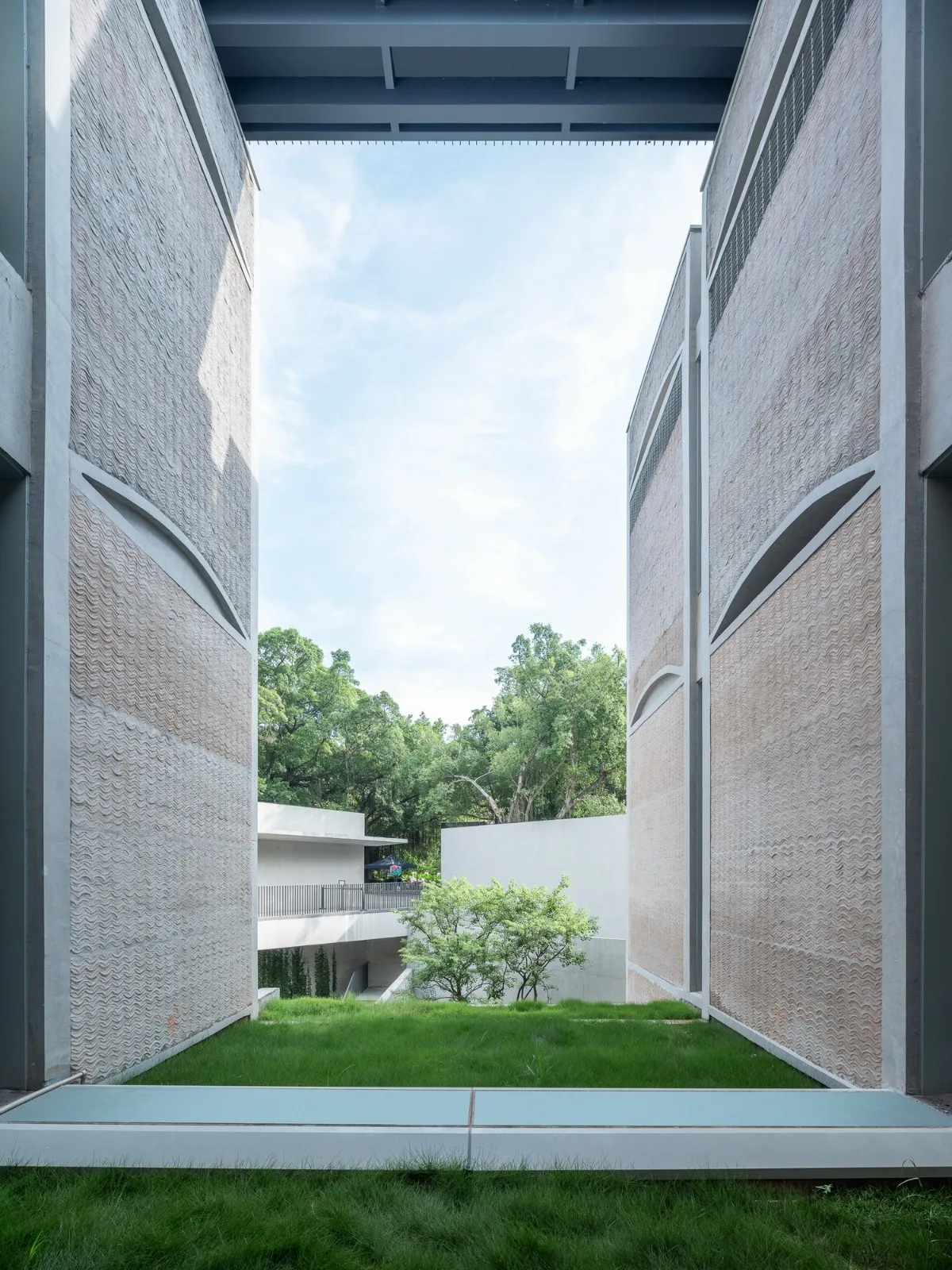BIM建筑|春阳台艺文中心 / 非常建筑