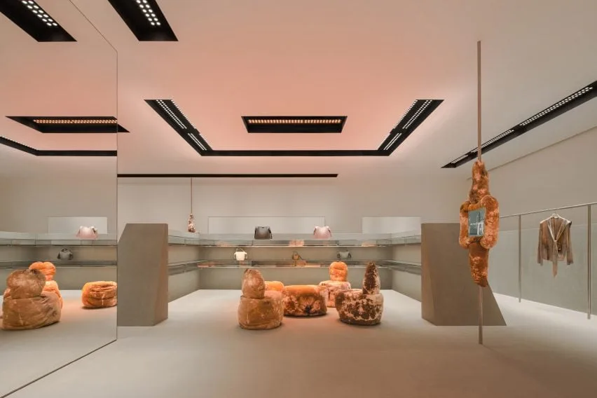 BIM建筑|哈勒罗德工作室设计成都“艾克妮商店”