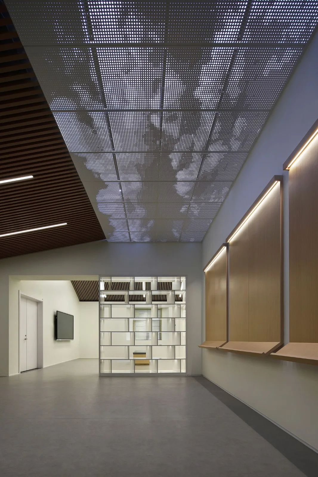 BIM建筑|一座深藏在云和小县城的校史馆 / 丰间建筑事务所