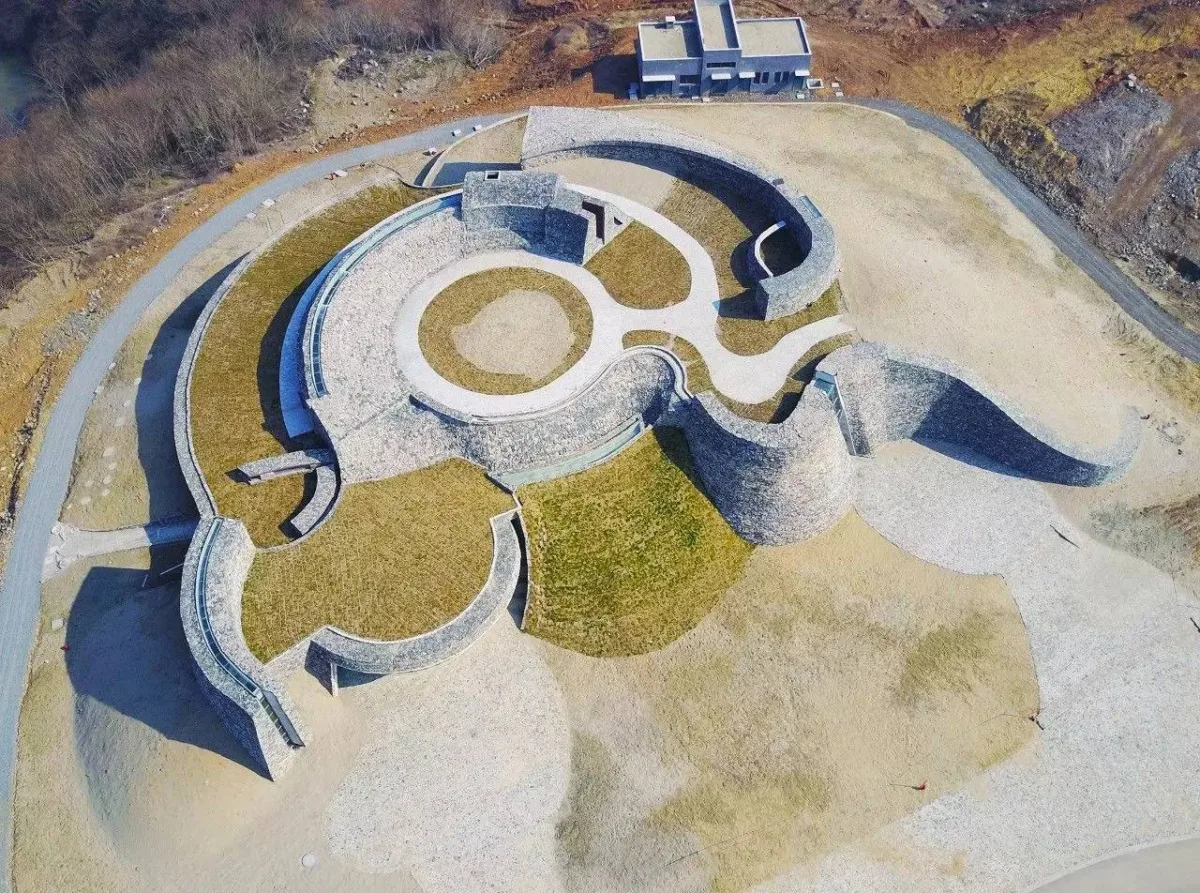 BIM建筑|捺山地质博物馆 / 厦门都市环境设计工程有限公司