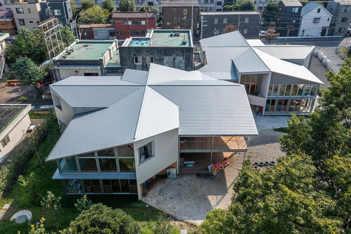 BIM建筑|大风车，鹿岛田托儿所 / TERRAIN architects