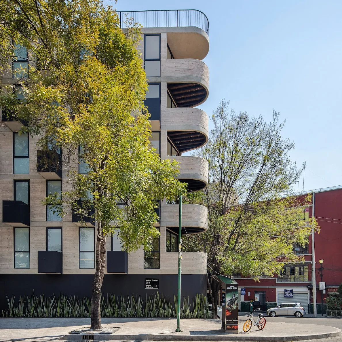 BIM建筑|三角形住宅楼：MO288 住宅楼 / HGR ARQUITECTOS