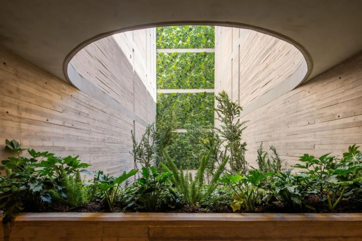 BIM建筑|三角形住宅楼：MO288 住宅楼 / HGR ARQUITECTOS