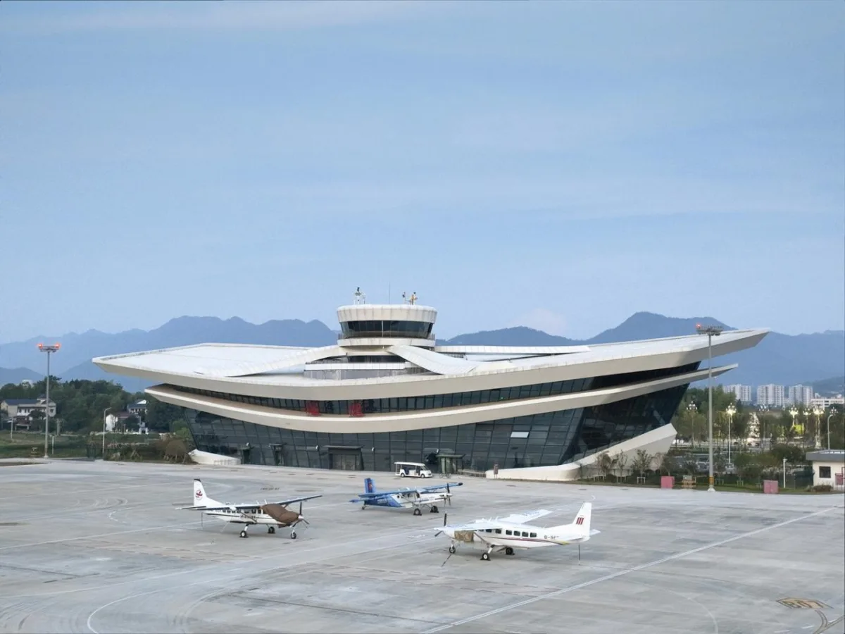 BIM建筑|杭州亚运配套设施：千岛湖通用机场航站楼 / 境澜建筑