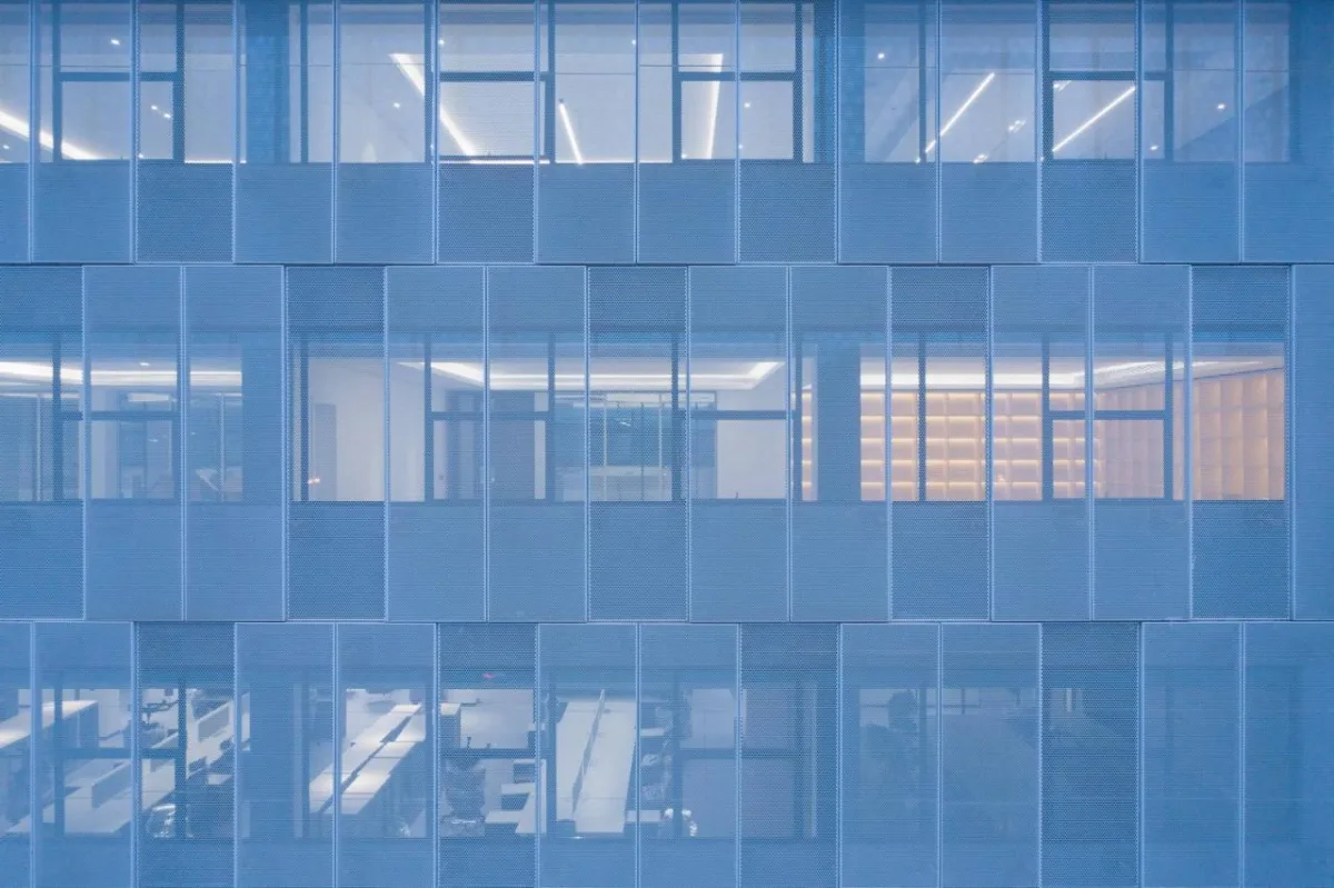 BIM建筑|流线重构，申亿智慧工厂 / 长沙市规划设计院有限责任公司