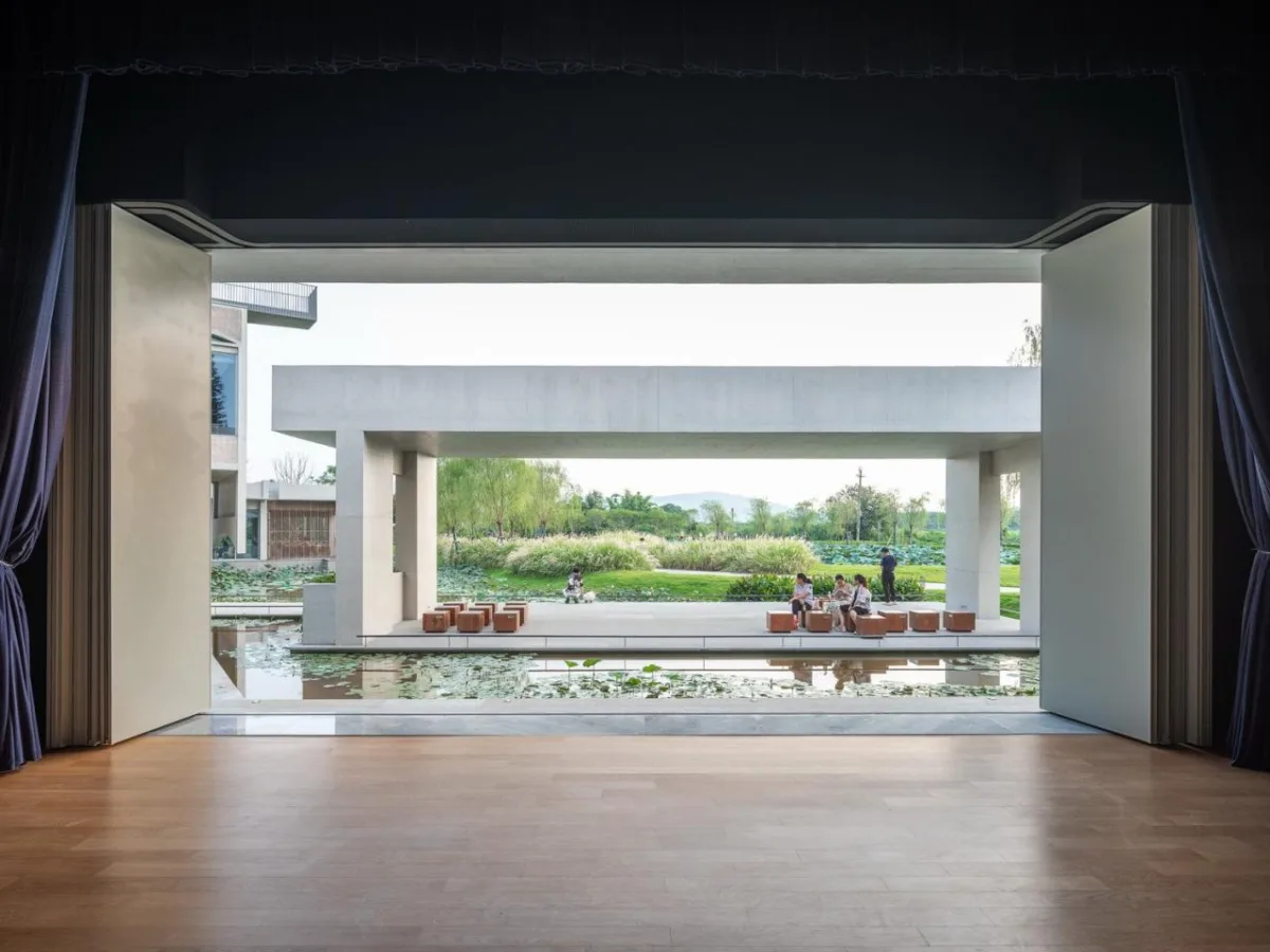 BIM建筑|春阳台艺文中心 / 非常建筑