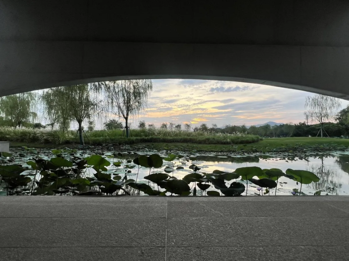 BIM建筑|春阳台艺文中心 / 非常建筑