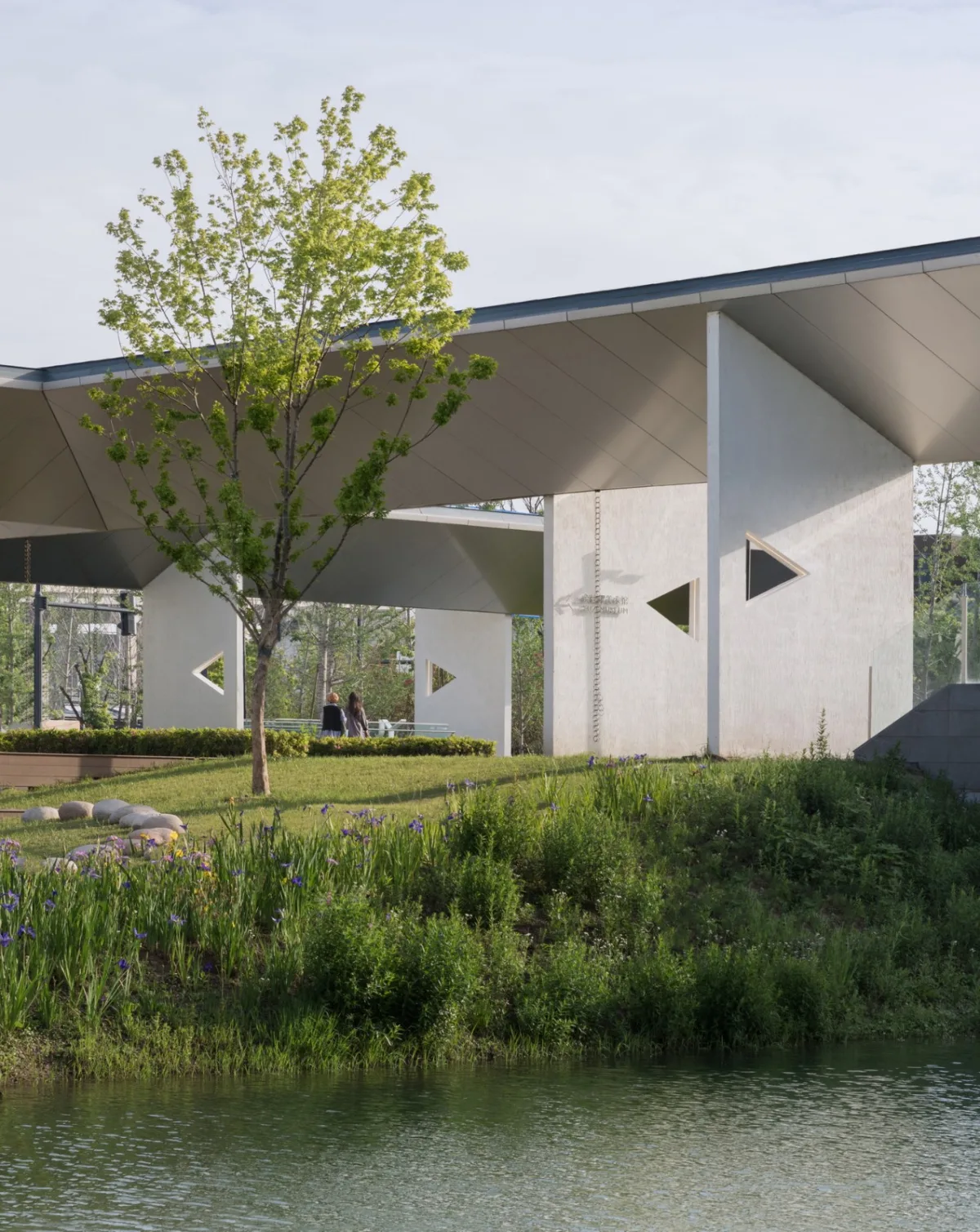 BIM建筑|互生：余德耀美术馆新馆 / 山水秀建筑事务所
