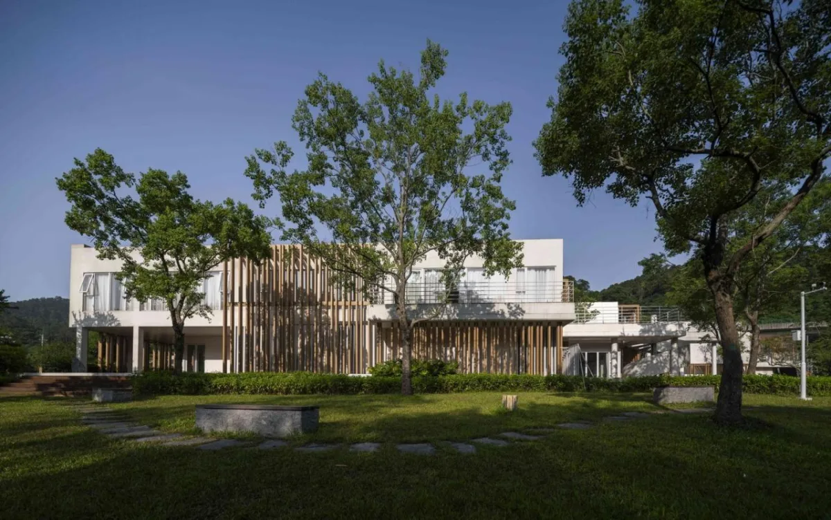 BIM建筑|多层面的“轻”：黄麻乡村振兴工作站与乡村会客厅 / 三文建筑