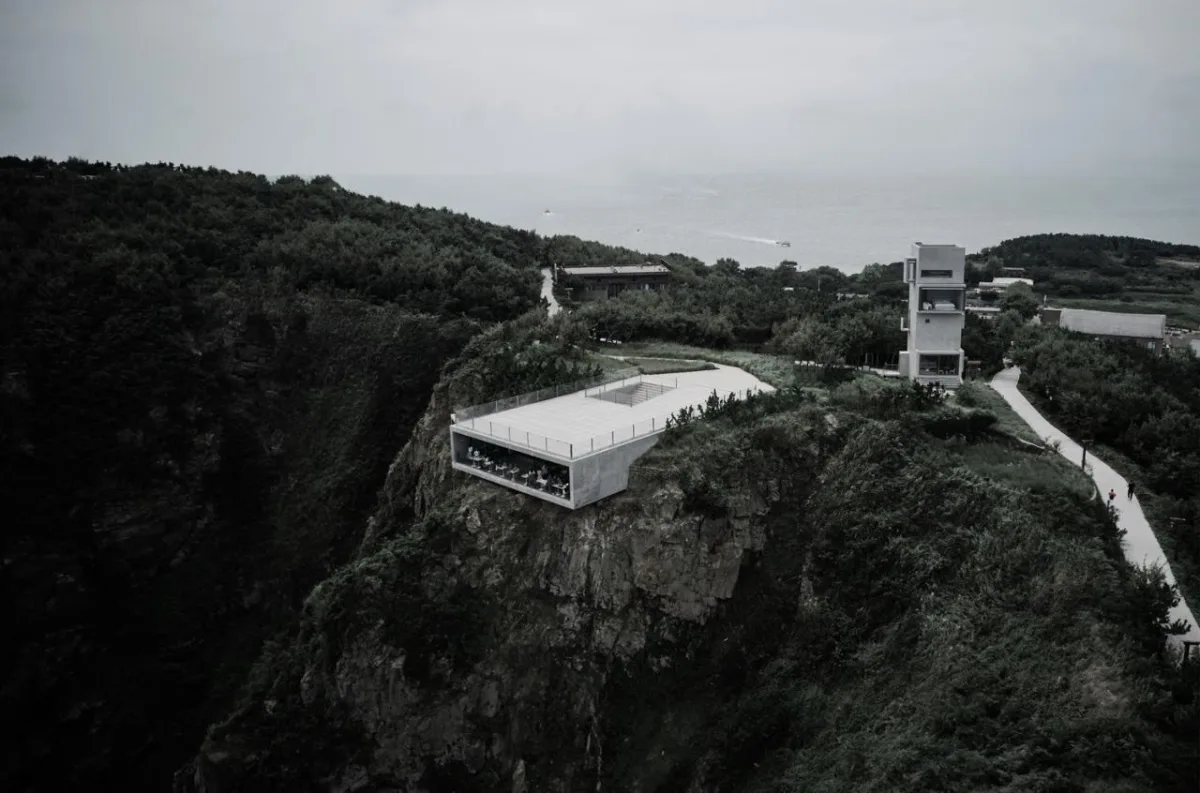 BIM建筑|崖顶咖啡厅及塔居 / 迹•建筑事务所（TAO）