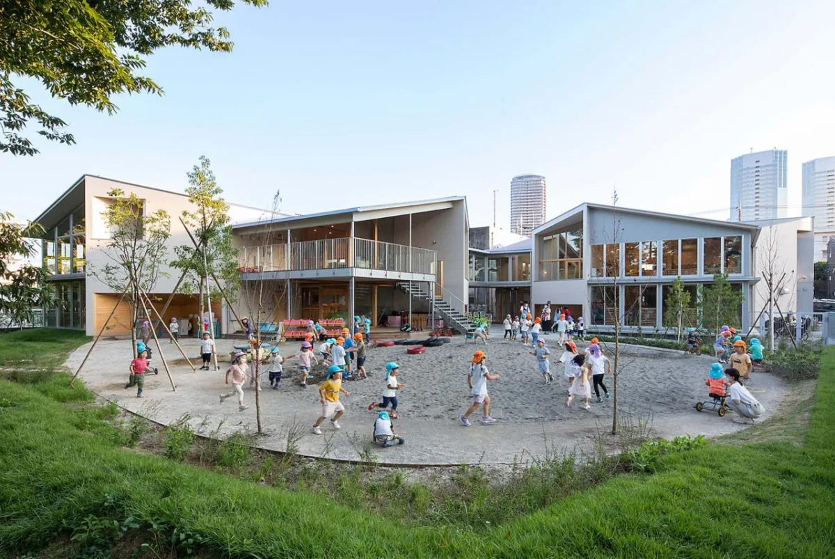 BIM建筑|大风车，鹿岛田托儿所 / TERRAIN architects