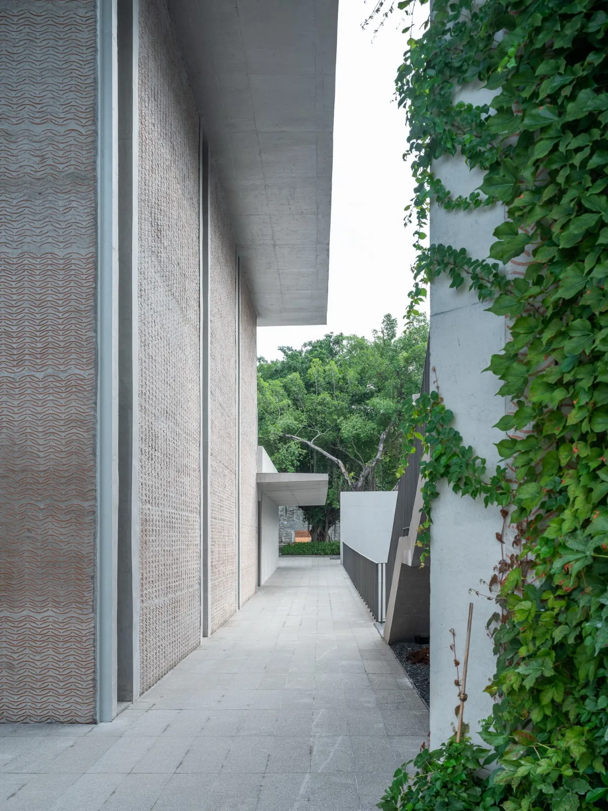BIM建筑|春阳台艺文中心 / 非常建筑