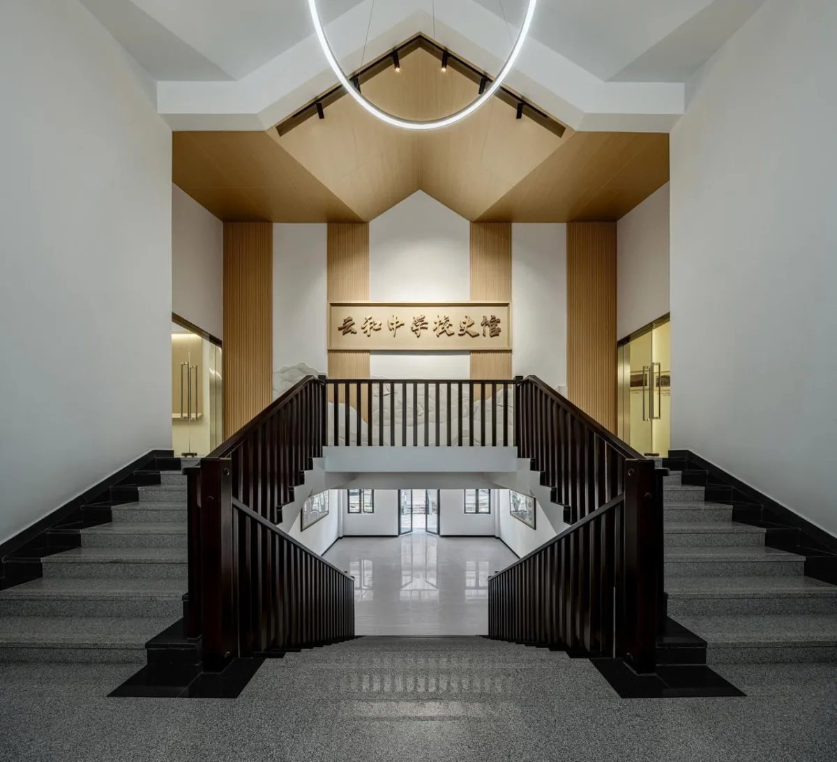 BIM建筑|一座深藏在云和小县城的校史馆 / 丰间建筑事务所