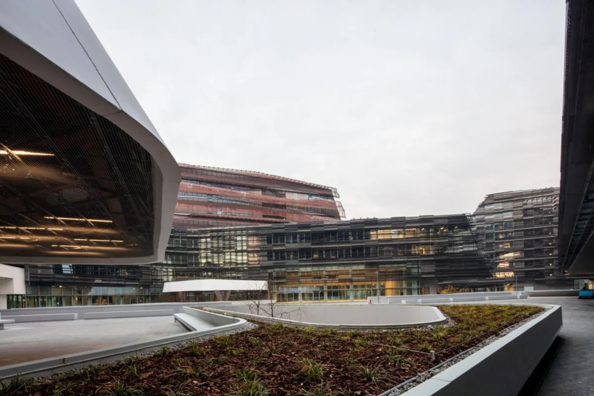 BIM建筑|埃尼集团米兰总部 / Morphosis Architects