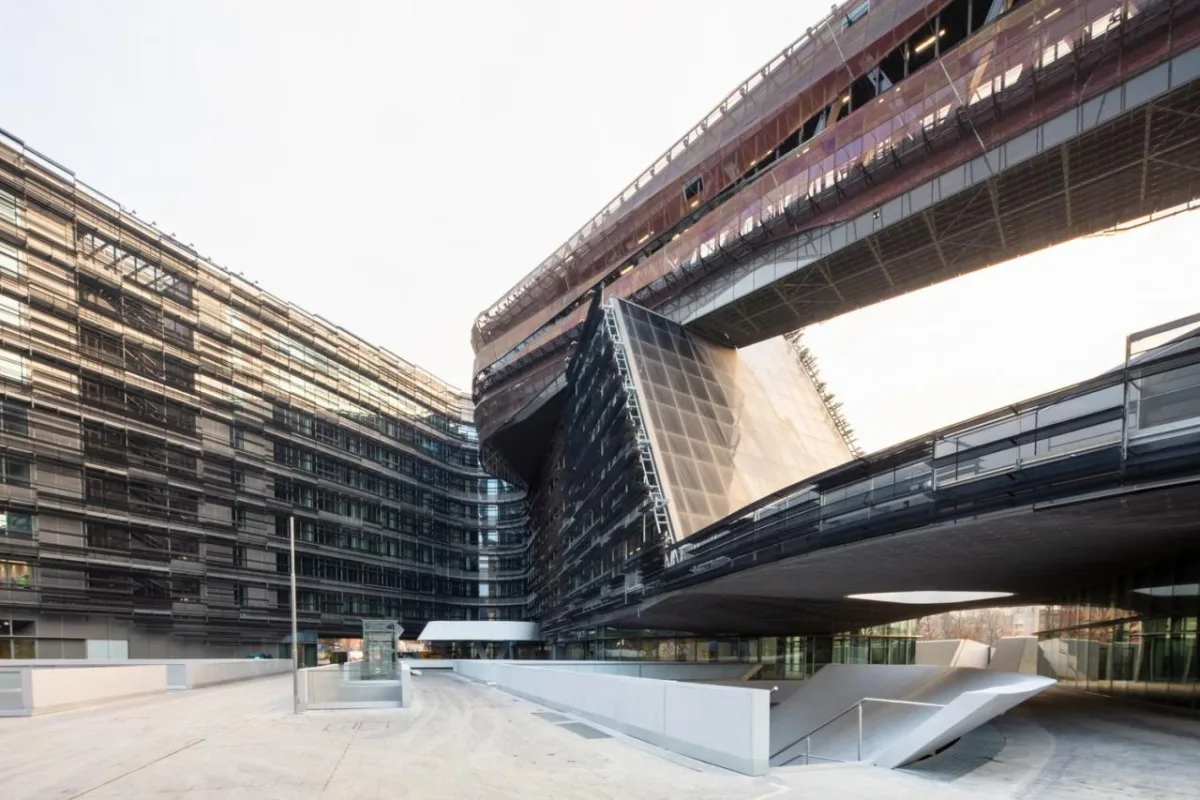 BIM建筑|埃尼集团米兰总部 / Morphosis Architects