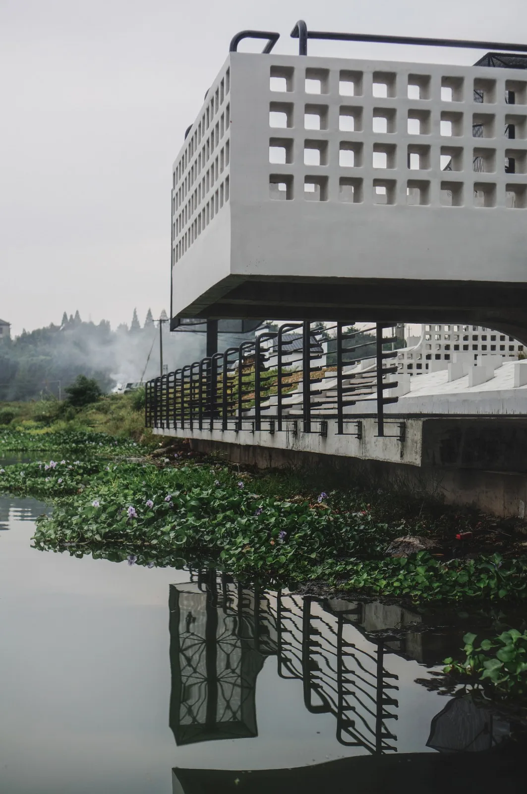 BIM建筑|‘起风了’装置，瀫石光河道护岸改造 / 华中科技大学建规学院 + 青·微舍工作室
