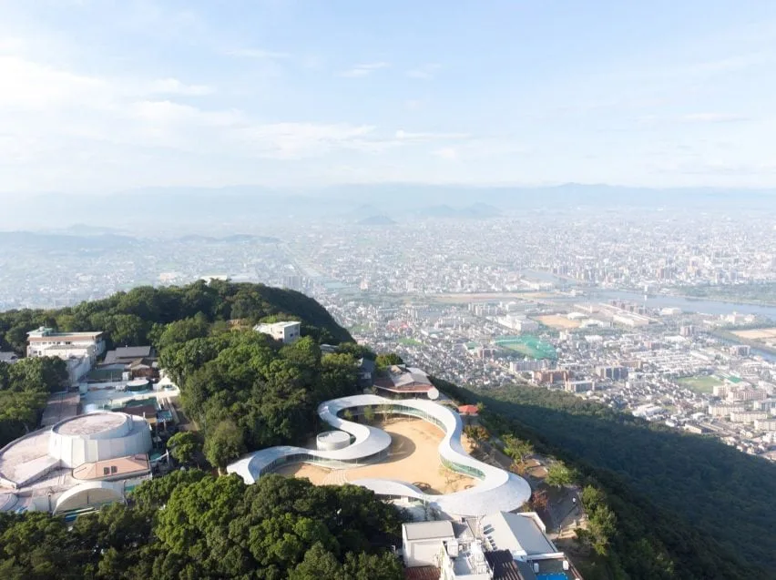 BIM建筑|SUO在日本国家公园设计蜿蜒人行道