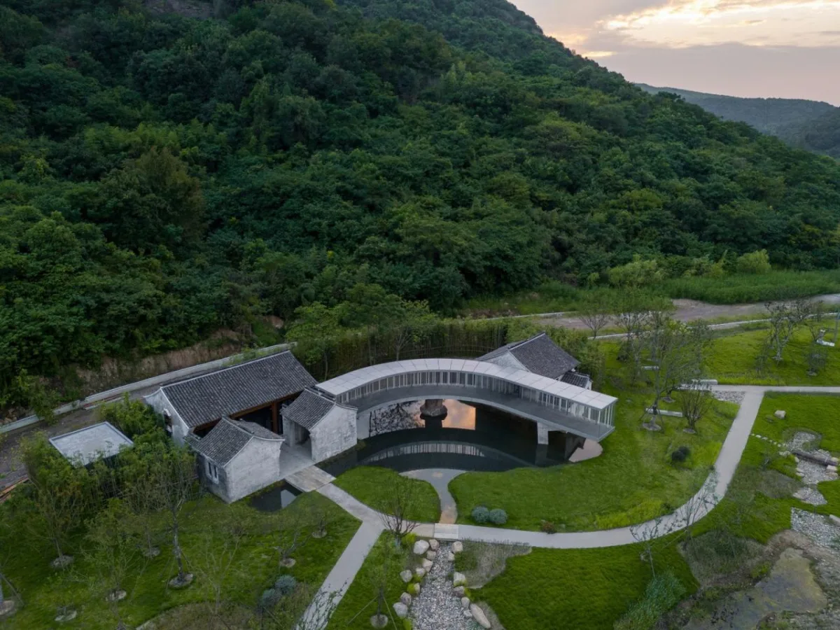 BIM建筑|南北湖湖滨茶室 / 十域建筑