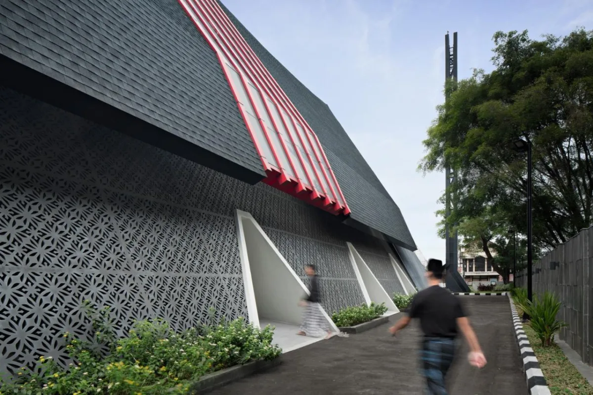 BIM建筑|镂空，让光照进清真寺 At-Taufik / JOSO