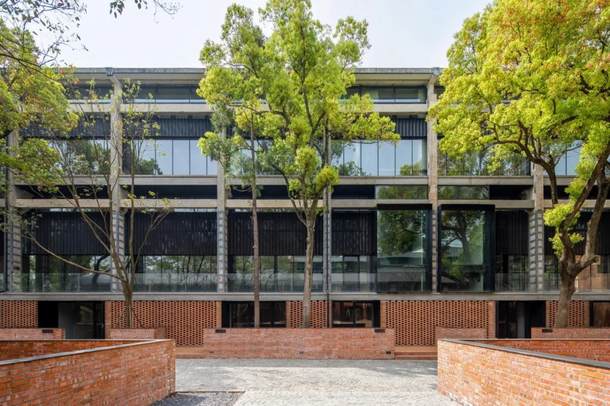 BIM建筑|南京战斗机械厂改造更新 / 米思建筑