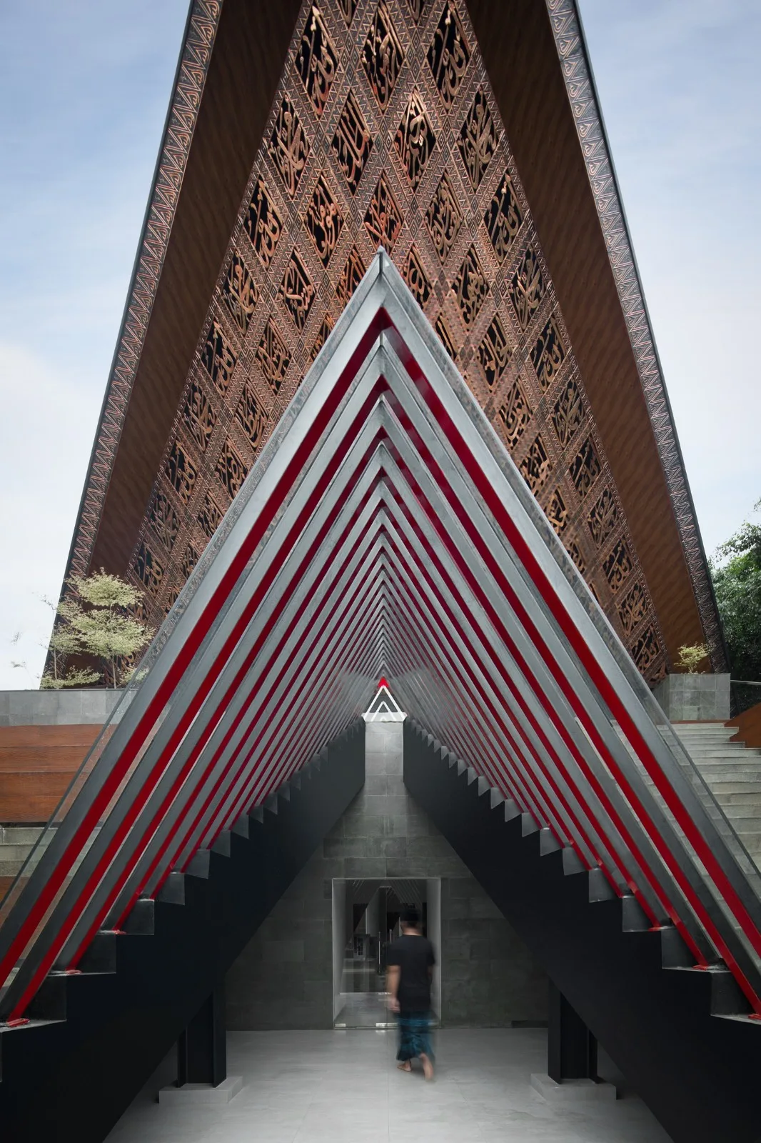 BIM建筑|镂空，让光照进清真寺 At-Taufik / JOSO