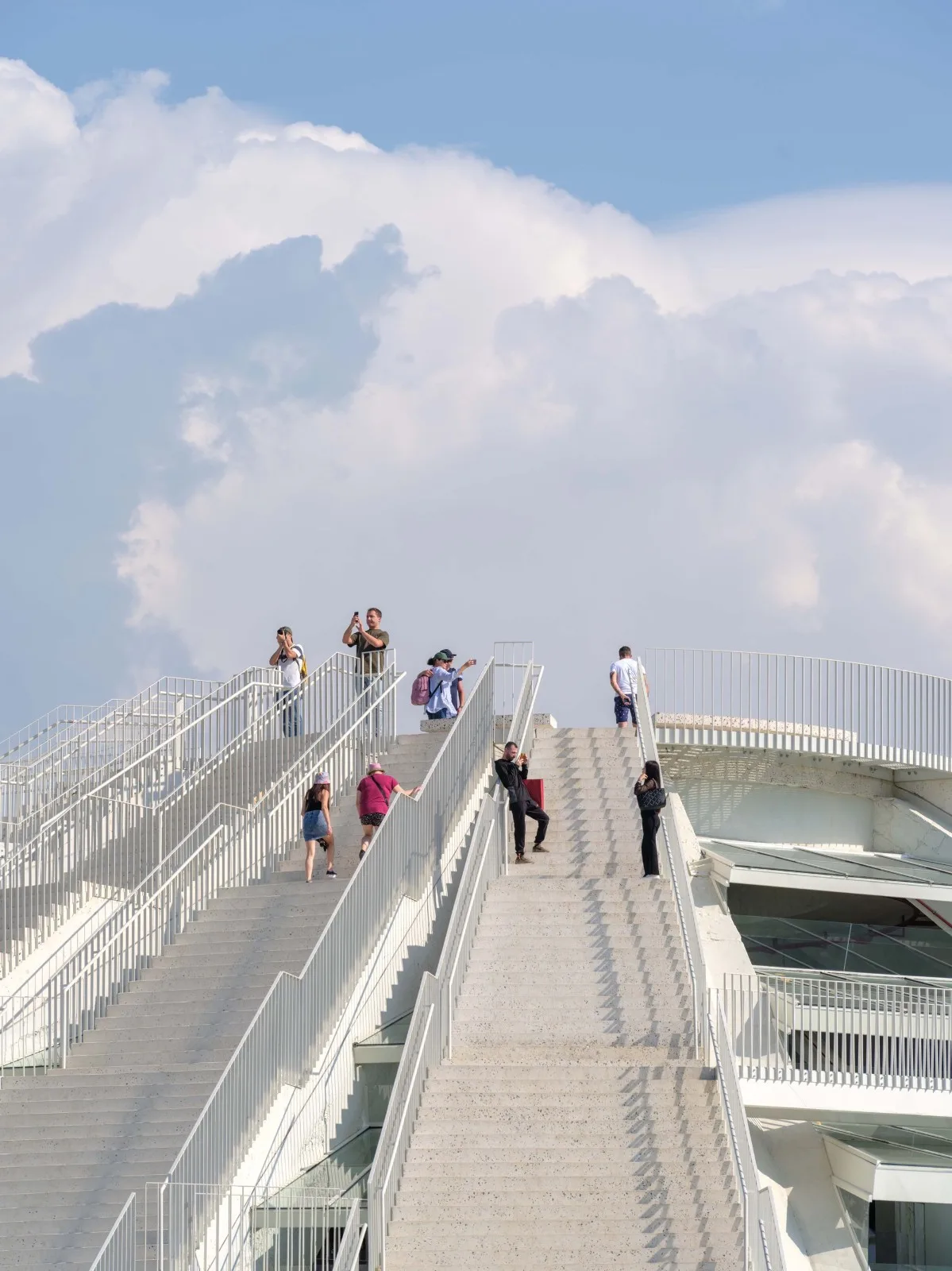 BIM建筑|地拉那金字塔 / MVRDV