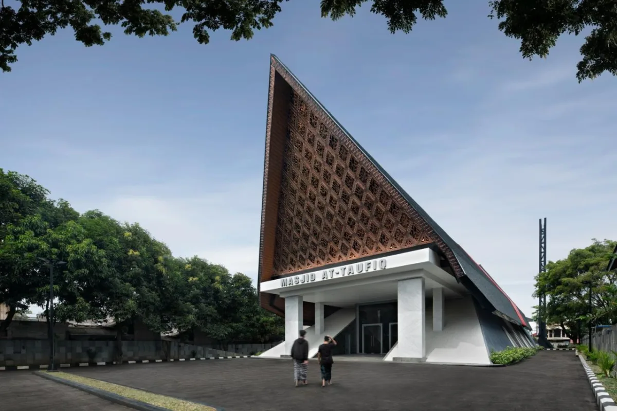 BIM建筑|镂空，让光照进清真寺 At-Taufik / JOSO