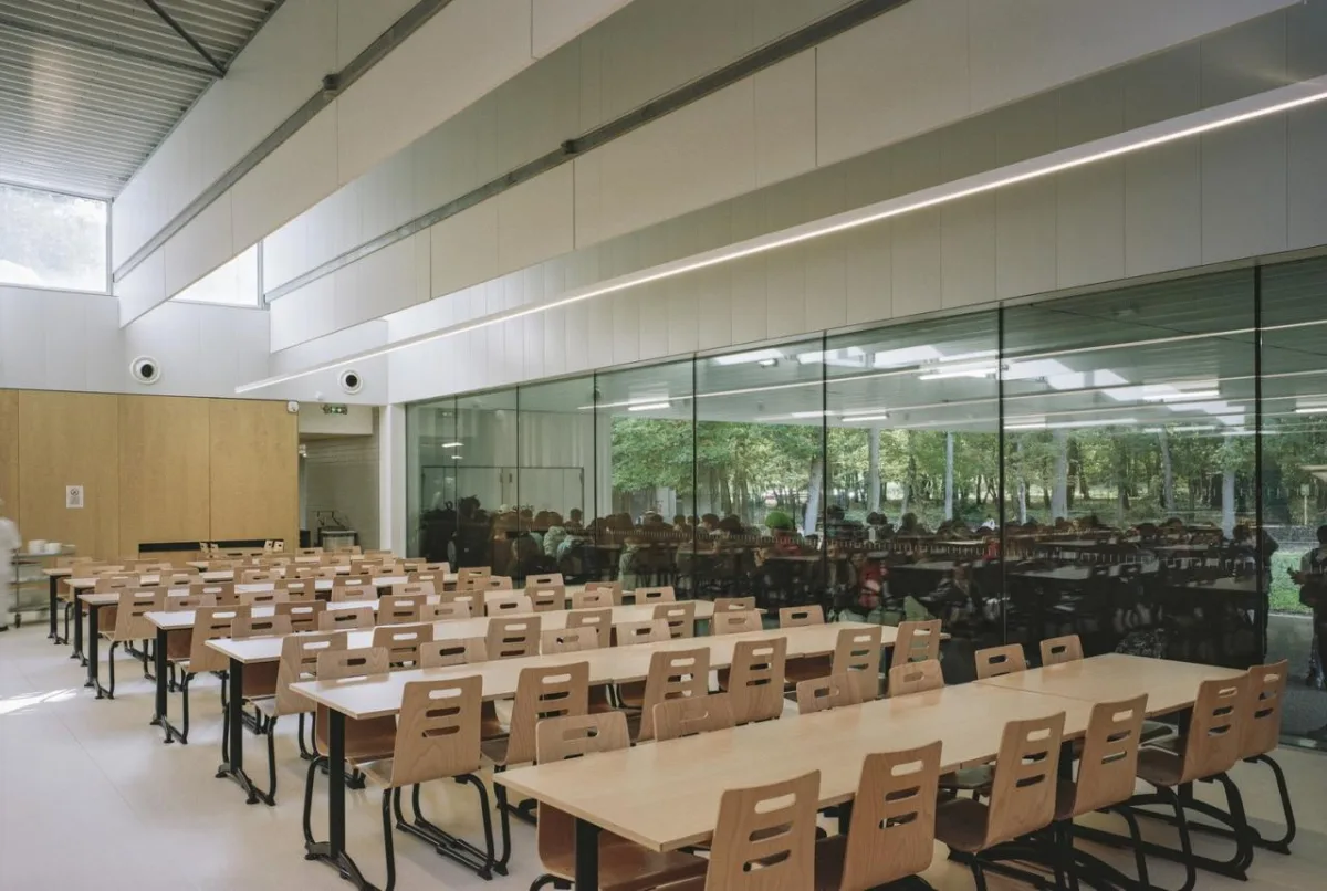 BIM建筑|Joliot-Curie 学校餐饮服务和学校生活中心 / Ateliers O-S architectes