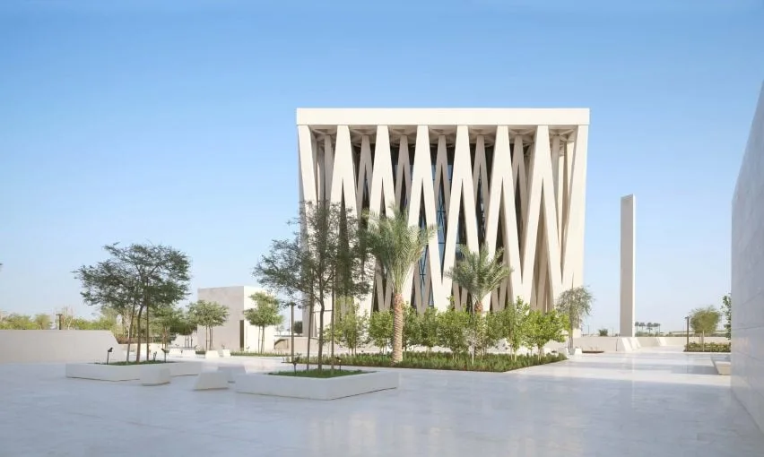 BIM建筑|阿贾耶设计三教综合建筑