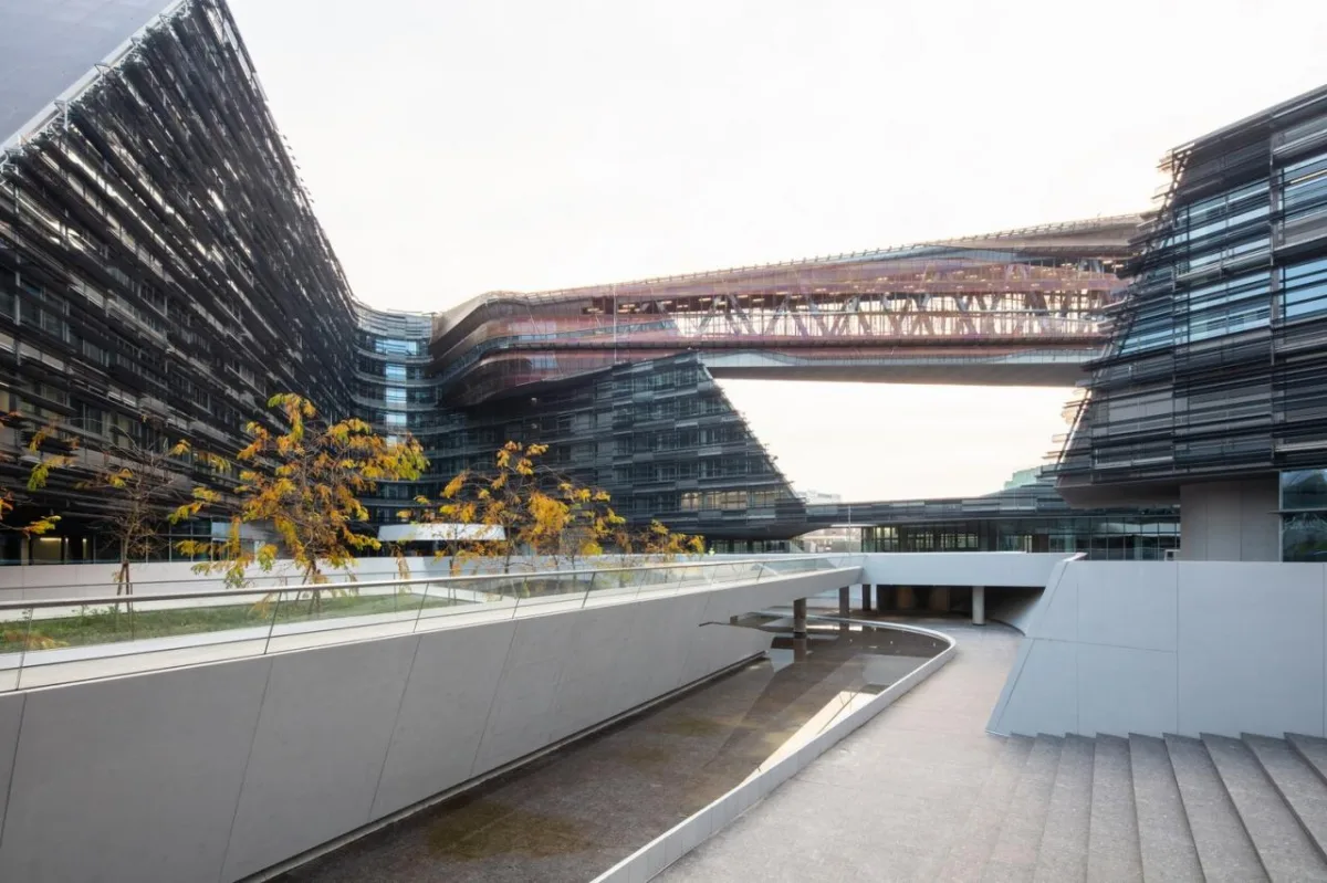 BIM建筑|埃尼集团米兰总部 / Morphosis Architects