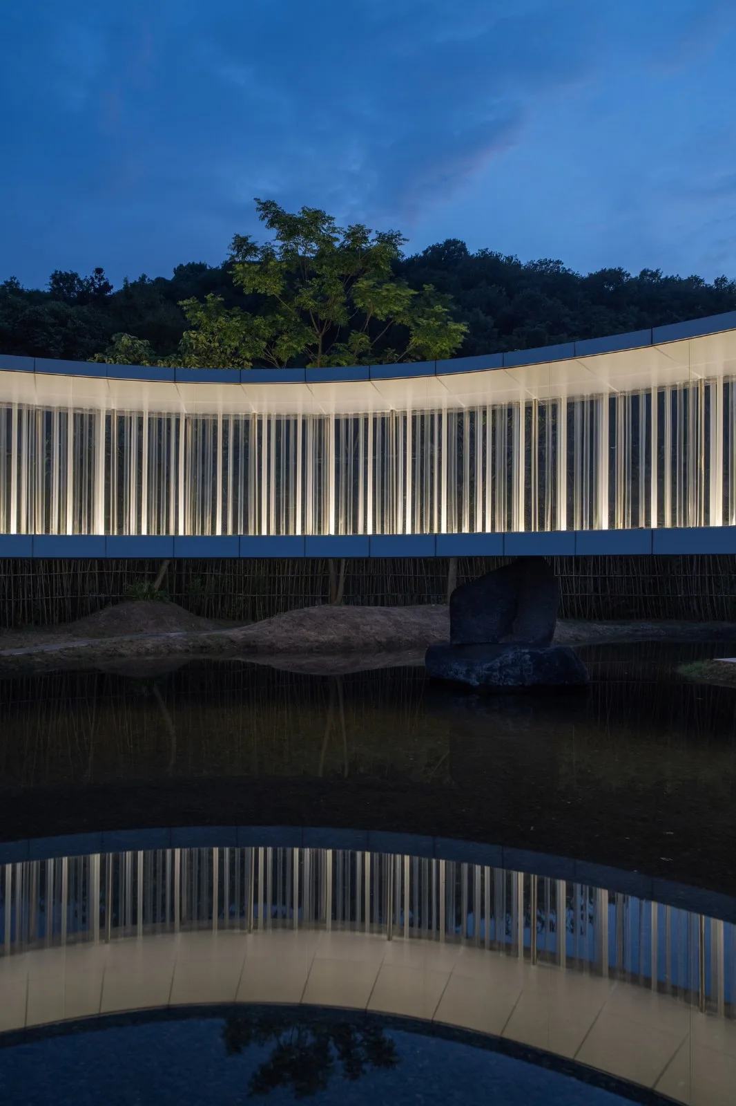 BIM建筑|南北湖湖滨茶室 / 十域建筑