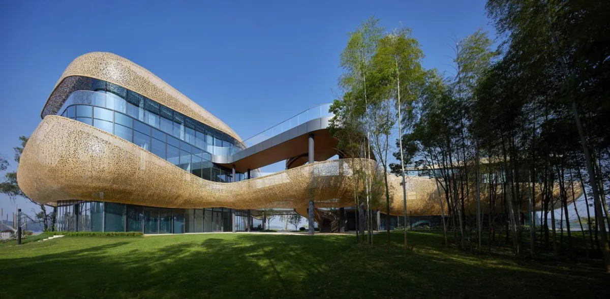 BIM建筑|白鹤湖游客中心 / 建识设计