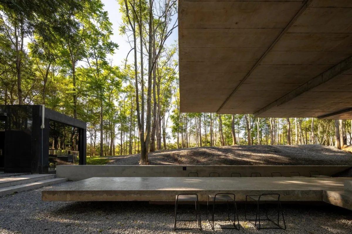 BIM建筑|黄之迷你咖啡厅 / JOYS Architects