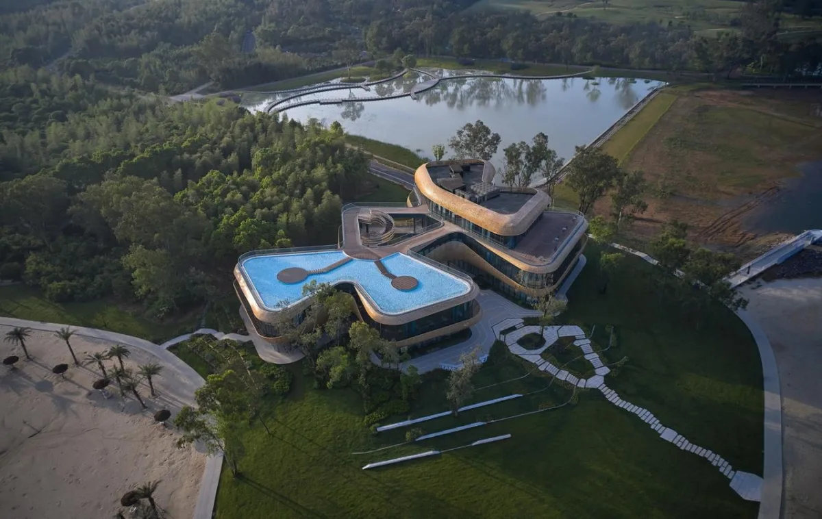 BIM建筑|白鹤湖游客中心 / 建识设计