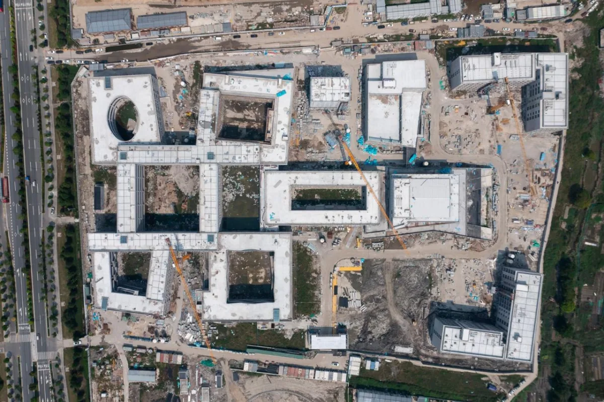 BIM建筑|宁波市古林职业高级中学：少年的无限剧本 / ARCHIS（如是）建筑设计事务所