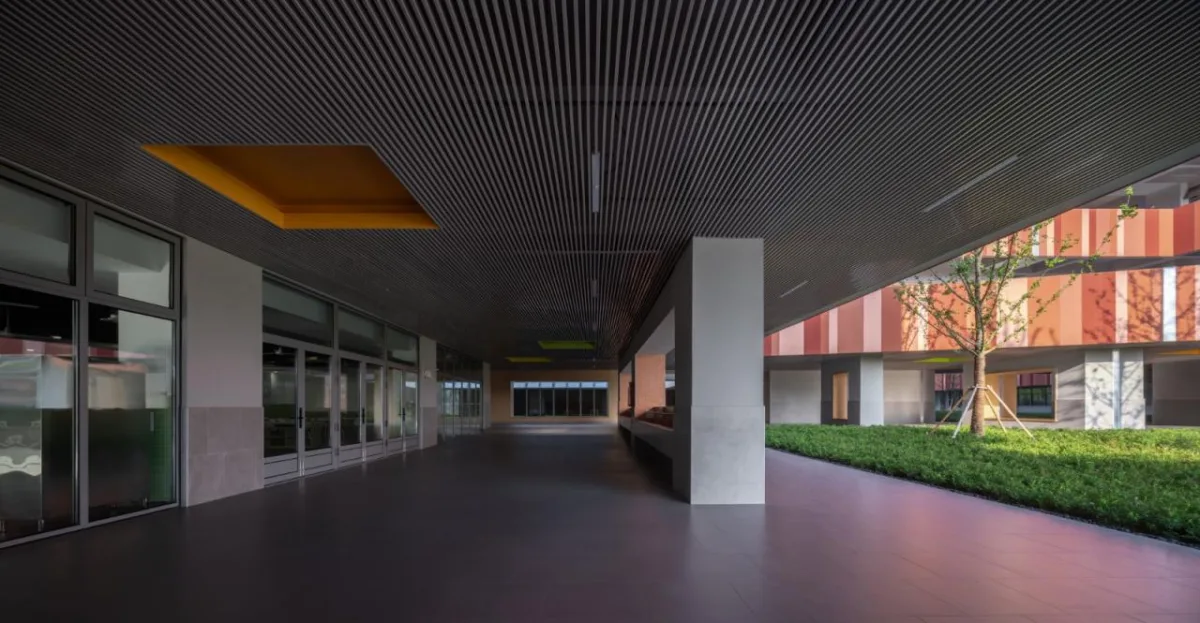 BIM建筑|奉贤区教育学院附属实验小学奉浦小学校区 / 无样建筑工作室